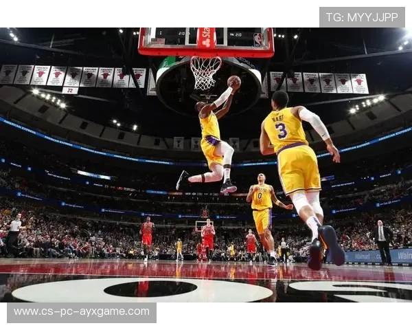 小波特终场前精彩抛投命中，篮网主场胜利在望